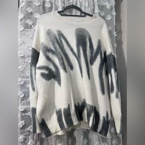 Black and White Sweater | Design Trendy